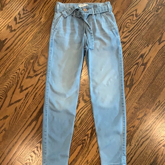 Abercrombie Kids Paperbag Waist Jeans - Picture 2 of 6